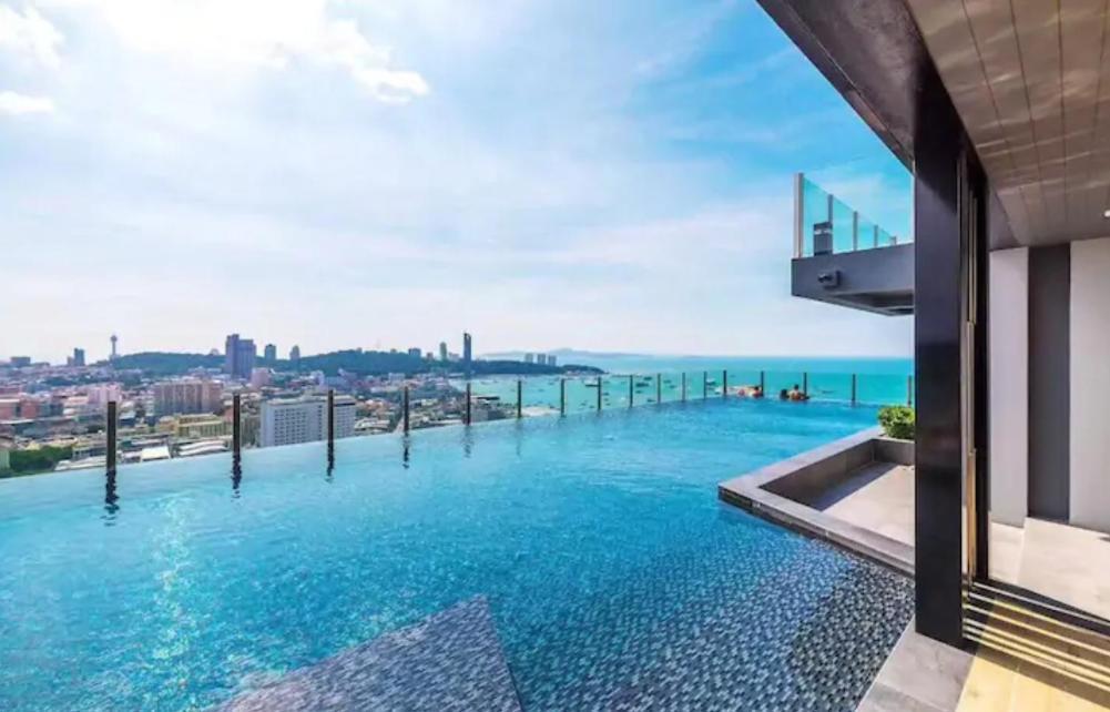 The Base Central Pattaya Quiet King-Bed With Infinity Pool & Free Netflix! Exteriör bild